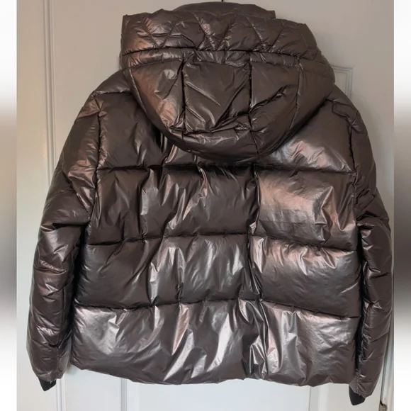 NWT Women's GAP Olive Green Recycled Puffer Jacket - Picture 4 of 6